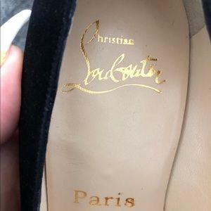 Christian Louboutin Rolando suede pumps